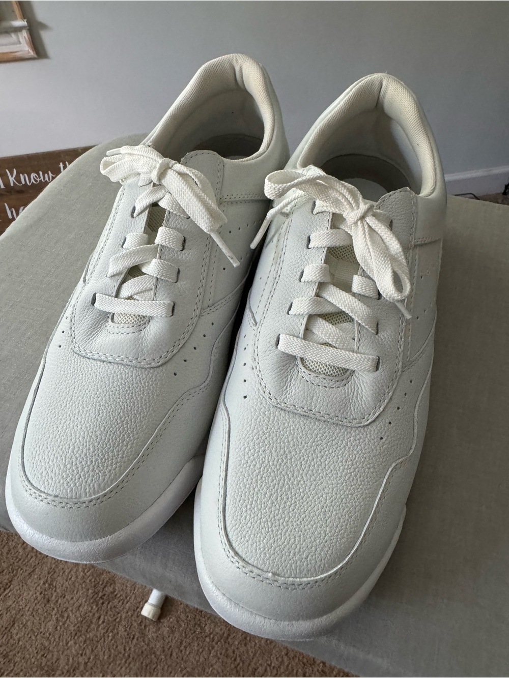 Rockport Men's Off-White Leather Lace-Up Sneakers
